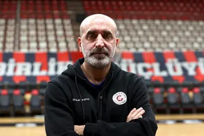 Gaziantep Basketbol zirveden inmek istemiyor