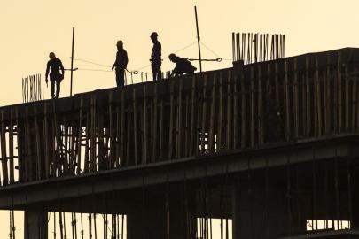 Ocak ayında hizmet ve inşaat sektörüne güven yükseldi