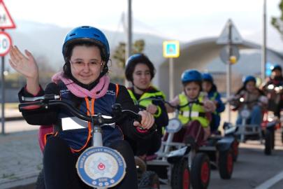 Oyak Renault’dan gelecek için güvenli adımlar projesi