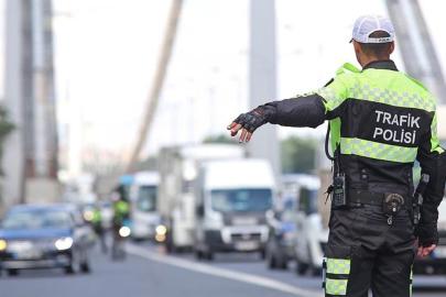Trafikte kuralları çiğneyenlere ağır cezalar gelecek: İşte kabul edilen 10 yeni madde