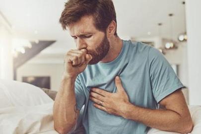 Akciğer sönmesi genç erişkinleri tehdit ediyor! Bu belirtiler varsa, geç kalmayın