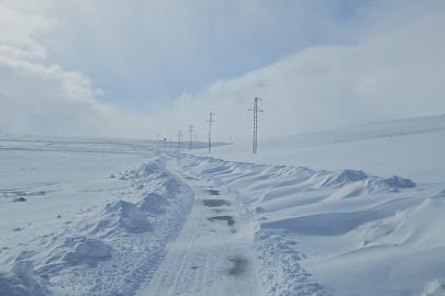 Ardahan’da kar nedeniyle 19 köy yolu ulaşıma kapandı