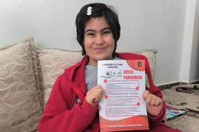 Azmiyle gönüllere dokundu: Engelli öğrenci Siyer Yarışmasına evinden katıldı