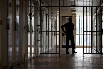 BAE ve Pakistan'daki hapishanelerden 261 Afgan serbest bırakıldı