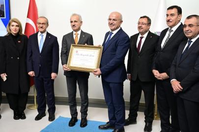 Bakan Uraloğlu’na Malatya'da fahri hemşehrilik beratı verildi