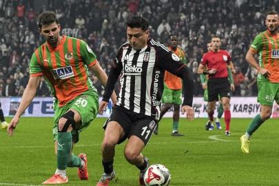 Beşiktaş, Alanyaspor ile berabere kaldı
