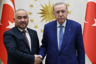 Cumhurbaşkanı Erdoğan, Kırgızistan Meclis Başkanı Turgunbek Uulu'yu kabul etti