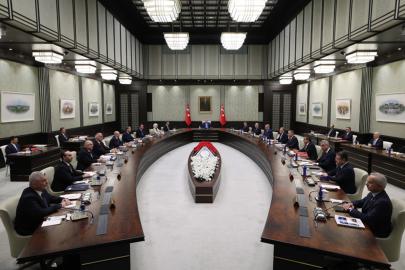 Cumhurbaşkanlığı Kabinesi yoğun gündemle toplanıyor