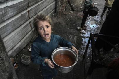 DSÖ: Refah Sınır Kapısı açılmasına rağmen Gazze'ye ulaşan yardımlar çok yetersiz