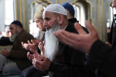 Elazığ’da depremde hayatını kaybedenler dualarla anıldı