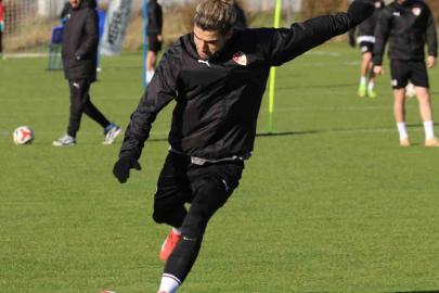 Elazığspor’da Fuat Bavuk kadrodışı bırakıldı