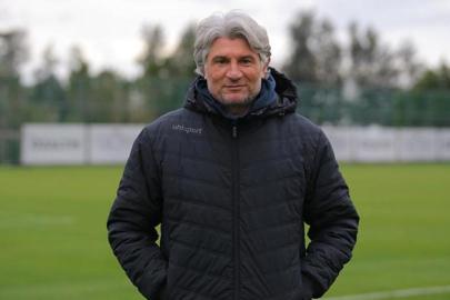 Eski Fenerbahçeli Ivaylo Petkov'dan Süper Lig yorumu! 'Ligde avantajı durumdalar'