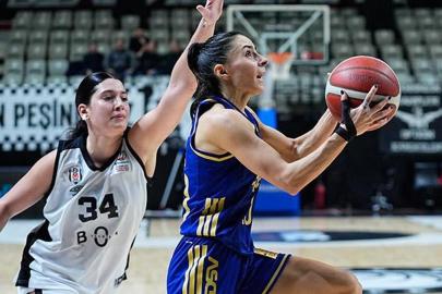 Fenerbahçe Opet'ten derbide Beşiktaş BOA'ya 37 sayı fark