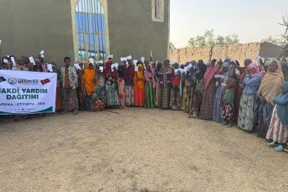 Fransa Yetim Eli'nden Etiyopya'da nakdi yardım