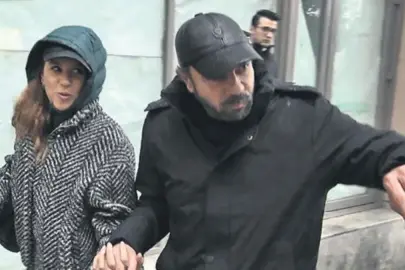 Gazetecilere kestane ikramı