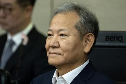 Güney Kore'nin eski içişleri bakanına darbe girişimindeki rolü nedeniyle hapis cezası