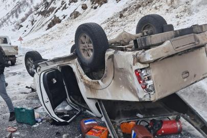 Hakkari’de trafik kazası: 2 yaralı