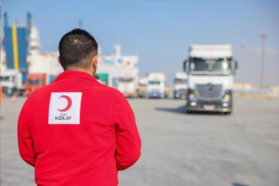 Kızılay'ın Gazze'ye gönderdiği iyilik gemisi El Ariş Limanı’na ulaştı