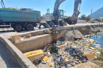 Manisa'da Bozköy Deresi’nde 150 kamyonluk dev temizlik