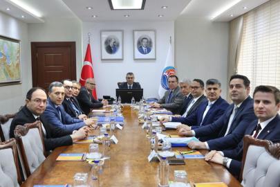 Mersin’de hizmet ve yatırımlar koordinasyon toplantısında ele alındı