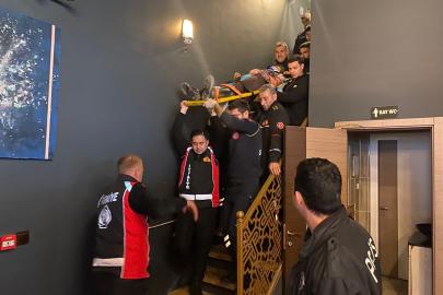 Restoranda tehlikeli anlar: havalandırma boşluğuna düşen genç kız ölümden döndü