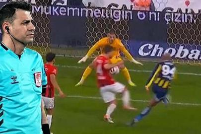 Süper Lig'de 21. haftanın VAR kayıtları açıklandı! İşte Talisca'nın penaltı pozisyonunda yaşananlar...
