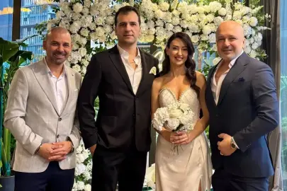 Ünlü iş İnsanı Sertan Ayçiçek, erkek kardeşini nişanladı