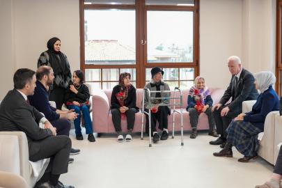 Vali Gül’den Darülaceze sakinlerine ziyaret