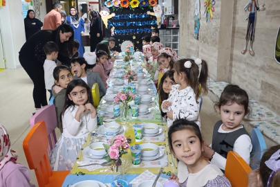 4-6 Yaş Kur’an kursu öğrencileri aileleriyle iftar sofrasında buluştu