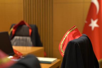 Bazı davaların belirli mahkemelerde görülmesine ilişkin karar Resmi Gazete'de