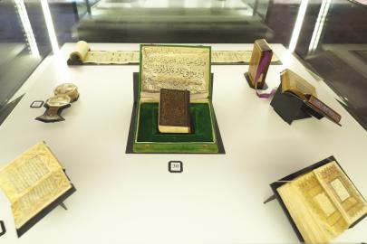 İstanbul’da Sancak mushafları sergisi açıldı