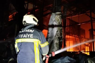 Kayseri'de mobilya atölyesinde çıkan yangın kontrol altına alındı