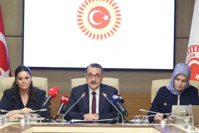 Komisyon beklenen raporu sundu... Türkiye yapay zekâda üreten ve düzenleyen olacak