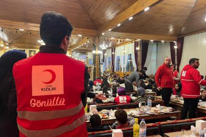 Şanlıurfa’da yetim ve öksüz çocuklar için iftar programı