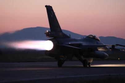 Türk F16'ları KKTC'ye konuşlandırılabilir