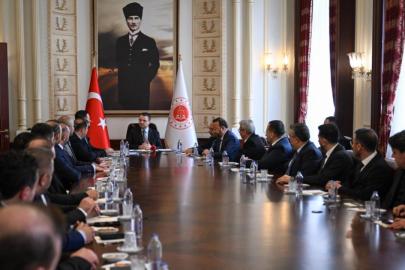 Adalet Bakanı Gürlek, Nevşehirli iş insanlarını kabul etti