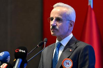 Bakan Uraloğlu: Bölünmüş yol ağımızı 38 bin kilometrenin üzerine yükseltmeyi hedefliyoruz
