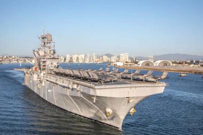 İran, ABD gemisini hedef aldı