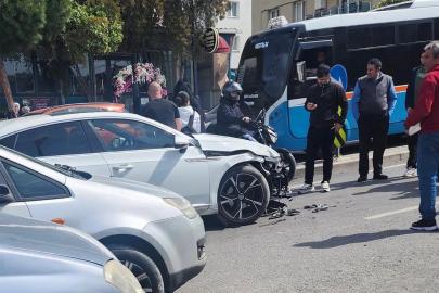 İzmir'de maddi hasarlı zincirleme kaza