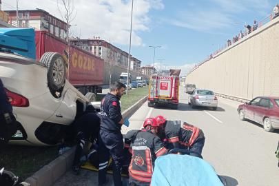 Malatya'da kontrolden çıkan otomobil ters döndü: 1 yaralı