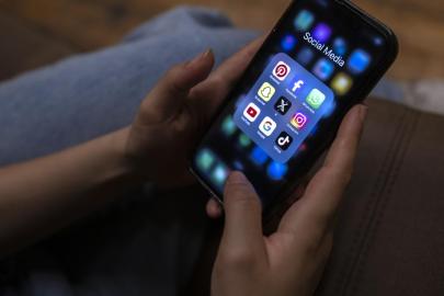 Sinsi tehlike: Sosyal medya bağımlılıkların kapısını aralıyor