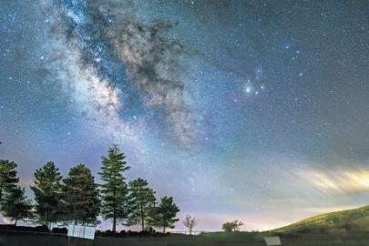 Bu gece meteor yağmurunu izleyin