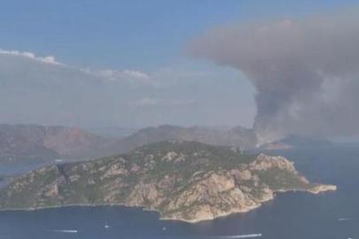 Marmaris’te orman yangını ikinci gününde! Alevlere müdahale devam ediyor