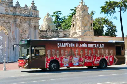 Şampiyonlar, İETT ile İstanbul’da