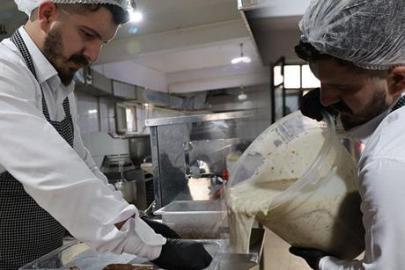 Türkiye’de bir ilk! Baba-oğul icat etti: Sosyal medyadan sipariş yağıyor, güde 30 kilo satıyoruz